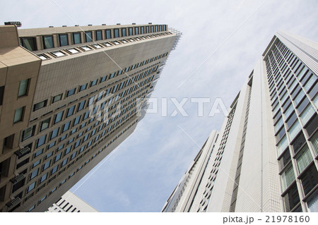 現代的なビルの外観 21978160