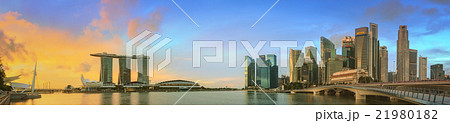 Singapore Skyline and view of Marina Bay Singapore Skyline and view of Marina Bay 21980182