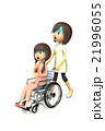 母親に車いすを押してもらう少女 21996055