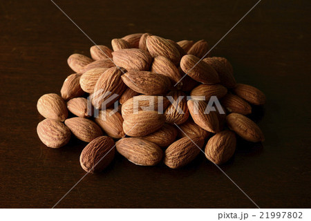 アーモンド 21997802