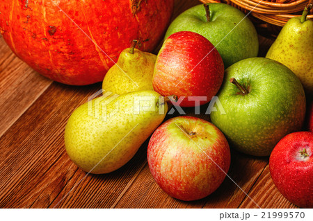 Apple, pear, pumpkin 21999570