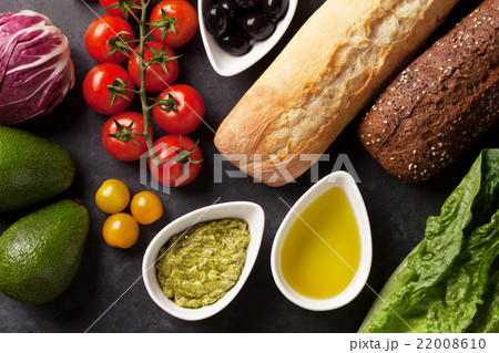 Ciabatta sandwich cooking 22008610