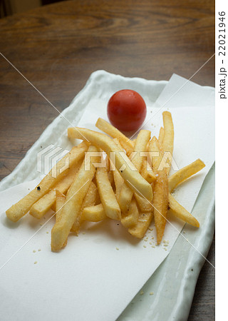 フライドポテト 22021946