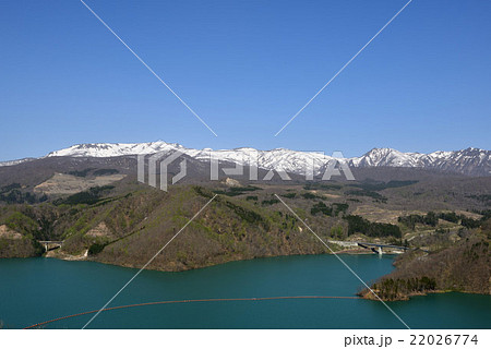 春の焼石連峰と奥州湖 春の焼石連峰と奥州湖 22026774