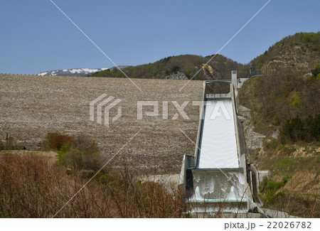 春の訪れ ダムの放流 春の訪れ ダムの放流 22026782