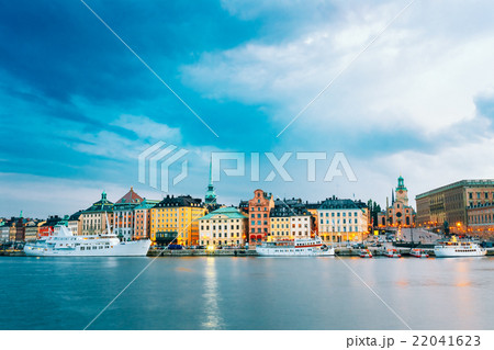 Scenic View Of Embankment In Old Part Of Stockholm 22041623