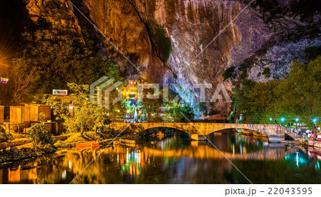 Vrelo Bune, source of the Buna river, in Blagaj - Vrelo Bune, source of the Buna river, in Blagaj - 22043595