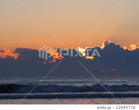浜辺の日の出 浜辺の日の出 22045716