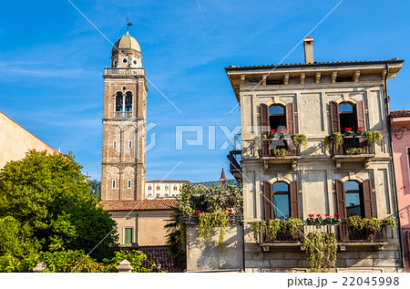 Santa Maria in Organo, a Roman Catholic church in 22045998