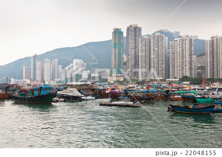 Floating village in the Aberdeen bay in Hong Kong 22048155