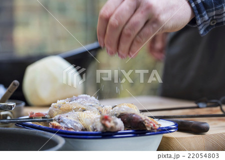 20125 22054803