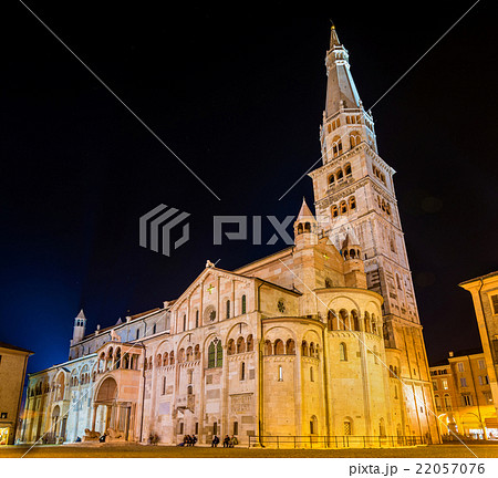 Modena Cathedral, a Roman Catholic church 22057076