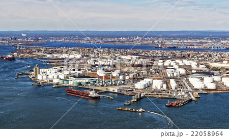 Oil storage in Bayonne Oil storage in Bayonne 22058964
