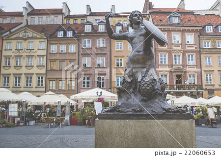 Old town in Warsaw, Poland.  22060653