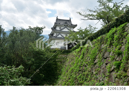 三之門跡より宇和島城天守閣 三之門跡より宇和島城天守閣 22061308