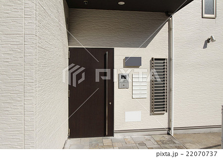 ワンルームマンションのエントランス ワンルームマンションのエントランス 22070737