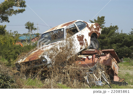 不法投棄された自動車 不法投棄された自動車 22085861