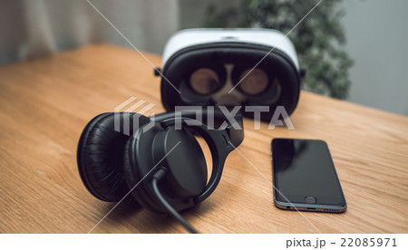 VR 22085971