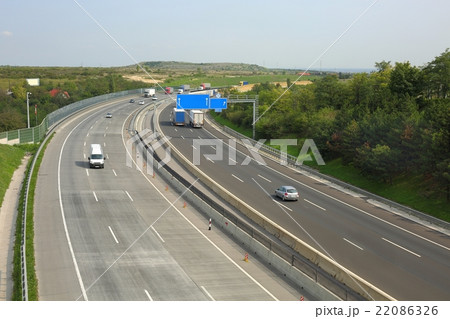 Highway 22086326