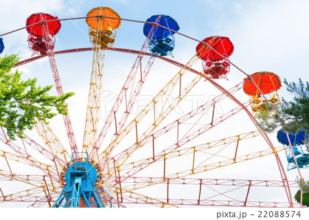Ferris wheel in the green park Ferris wheel in the green park 22088574