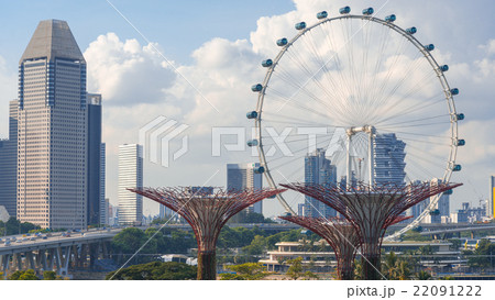 Singapore flyer ferris wheel landmark Singapore flyer ferris wheel landmark 22091222