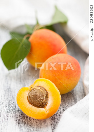 Ripe apricots. Ripe apricots. 22093632