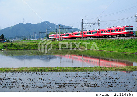東武日光線を走る1800型臨時快速電車 22114865
