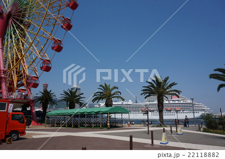 神戸港に入港した日本のクルーズ客船「飛鳥Ⅱ」 22118882