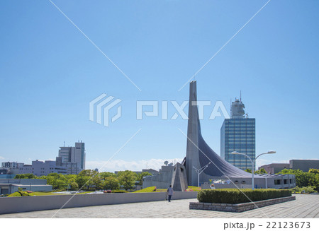 国立代々木競技場の第二体育館と渋谷の遠景(東京都渋谷区) 国立代々木競技場の第二体育館と渋谷の遠景(東京都渋谷区) 22123673