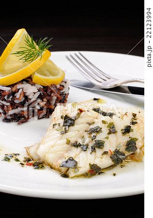 Boiled fish with rice 22123994