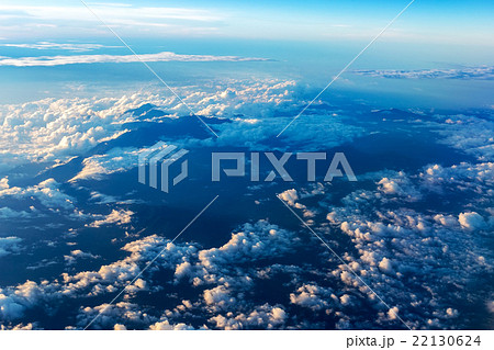 Big white cloud and blue sky background Big white cloud and blue sky background 22130624