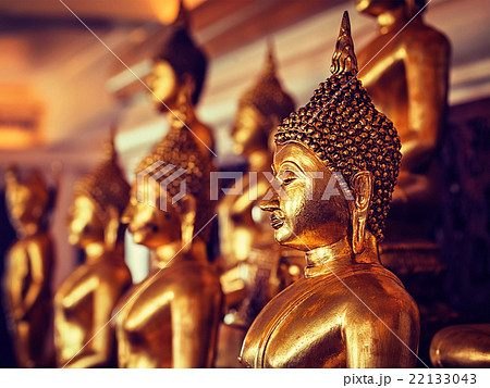 Golden Buddha statues in buddhist temple Golden Buddha statues in buddhist temple 22133043
