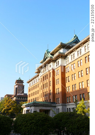 愛知県庁と名古屋市役所 22135030