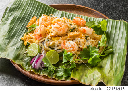 パッタイ　タイの焼きそば　 Pad-thai Thai noodle 22138913