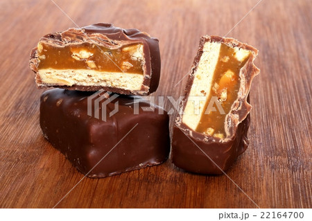 ヌガー入りチョコレート ヌガー入りチョコレート 22164700