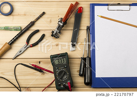 Set-up of various hand and electric tools for 22170797
