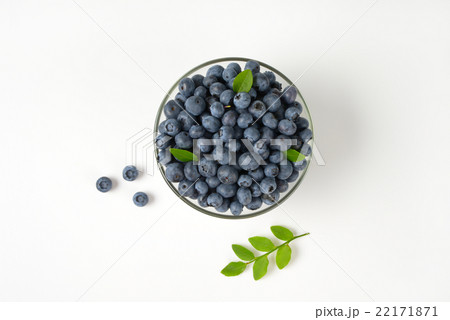 Fresh ripe blueberries Fresh ripe blueberries 22171871
