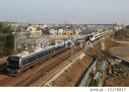 321系と681系電車 321系と681系電車 22178817