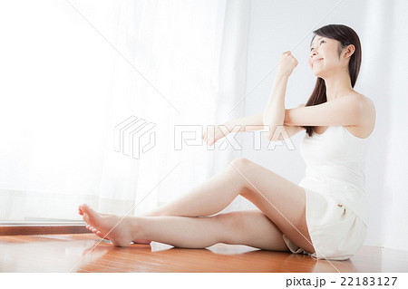 フットケア、足、美脚、脚線美、女性 22183127