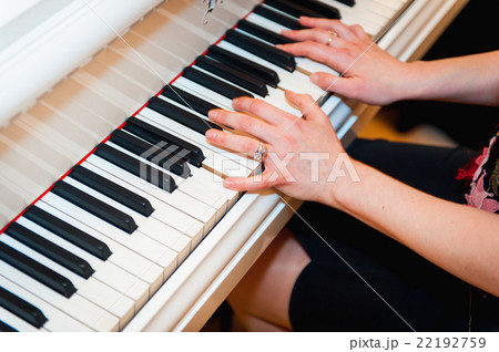 Artist hands of a piano player Artist hands of a piano player 22192759