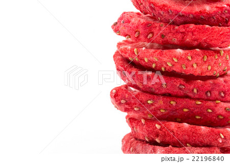 フリーズドライ・イチゴ:freeze dried strawberries フリーズドライ・イチゴ:freeze dried strawberries 22196840