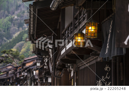 夕暮れの奈良井宿 夕暮れの奈良井宿 22205248