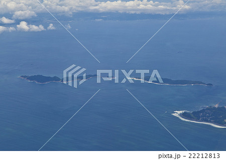 沖ノ島と地島 22212813