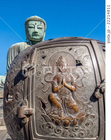 Great Buddha statue Daibutsu at Kamakura 22214811