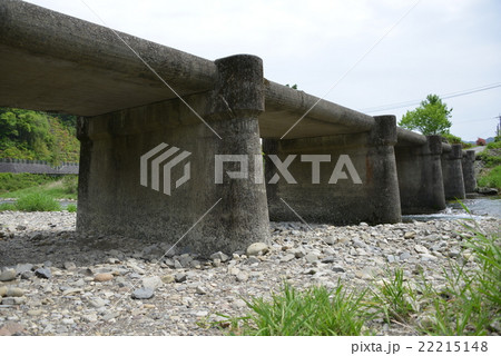 四万十川上流の沈下橋 四万十川上流の沈下橋 22215148