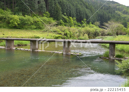 四万十川上流の沈下橋 四万十川上流の沈下橋 22215455
