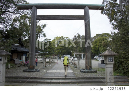 滋賀県護国神社の鳥居の写真素材