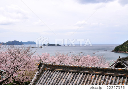 施無畏寺から栖原の海を望む 22227376