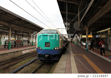 新潟駅 485系 特急北越 R編成 22228897