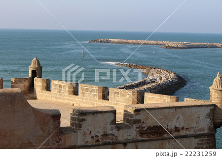 世界遺産　ラバトのカスバと大西洋　モロッコ 22231259